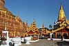 2006-02-14 (28) New Bagan - Shwezigon Pagoda.jpg