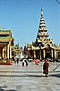 2006-02-22 (11) Rangoon - Shwedagon Pagoda.jpg
