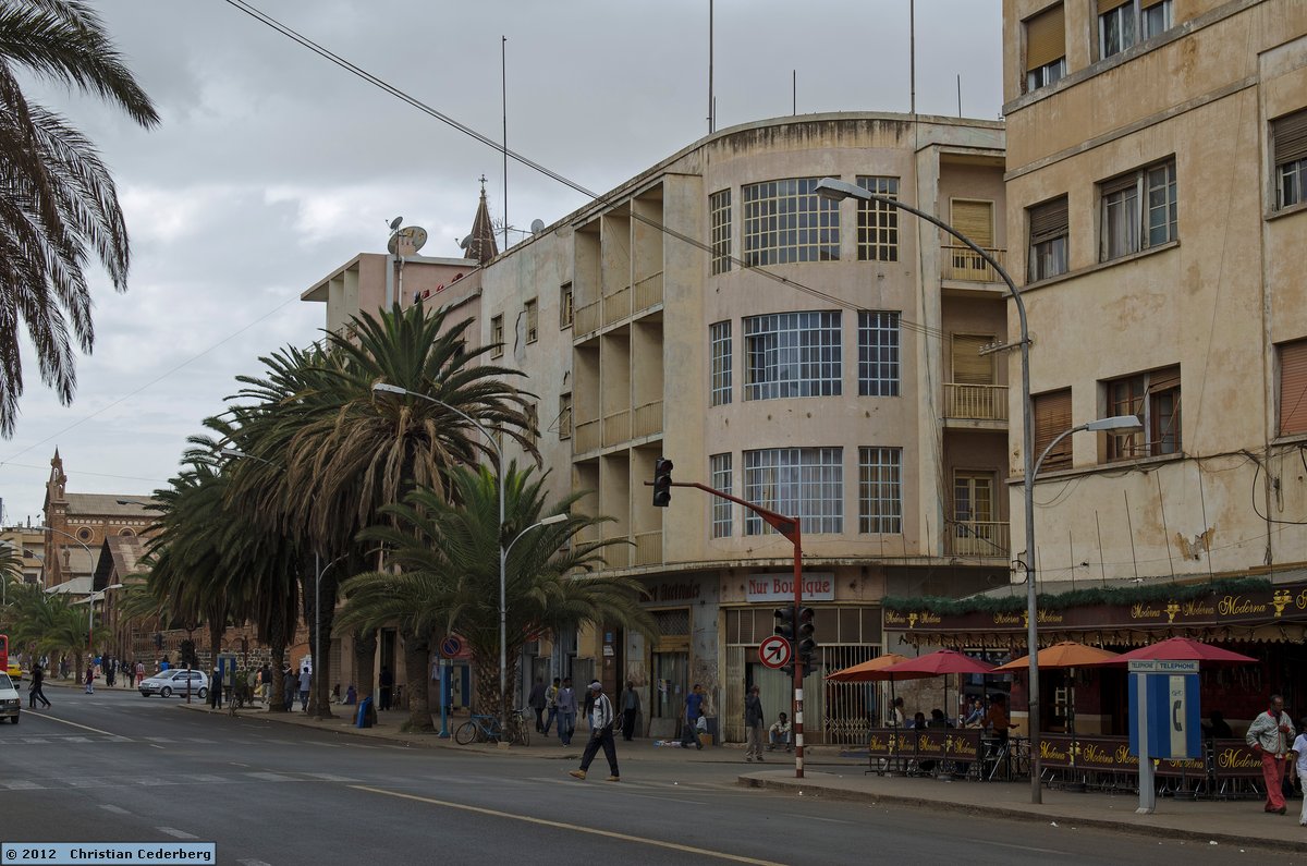 2012-12-21 14.22 Asmara street scene.jpg