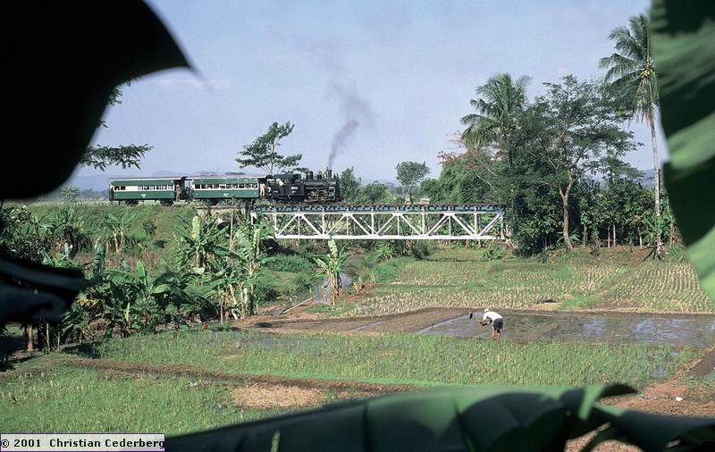 B2501 på Ambarawa Museum Railway.jpg