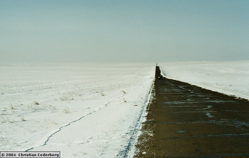 2004-02-05 Desolation in the north af China near Hailar.jpg