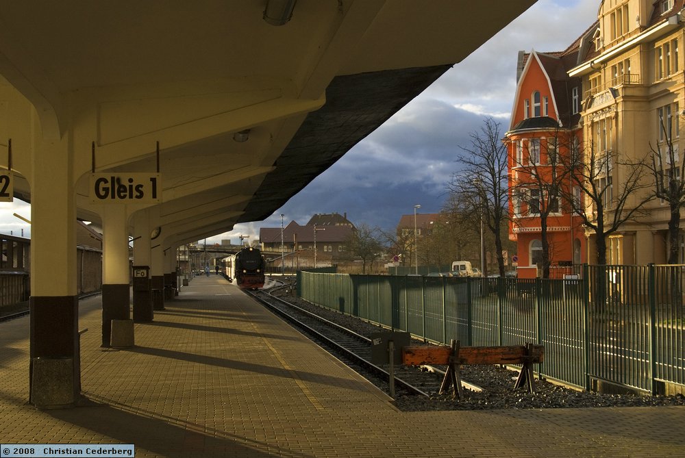 2008-03-16 17.39 99-7235 arriving at Nordhausen.jpg
