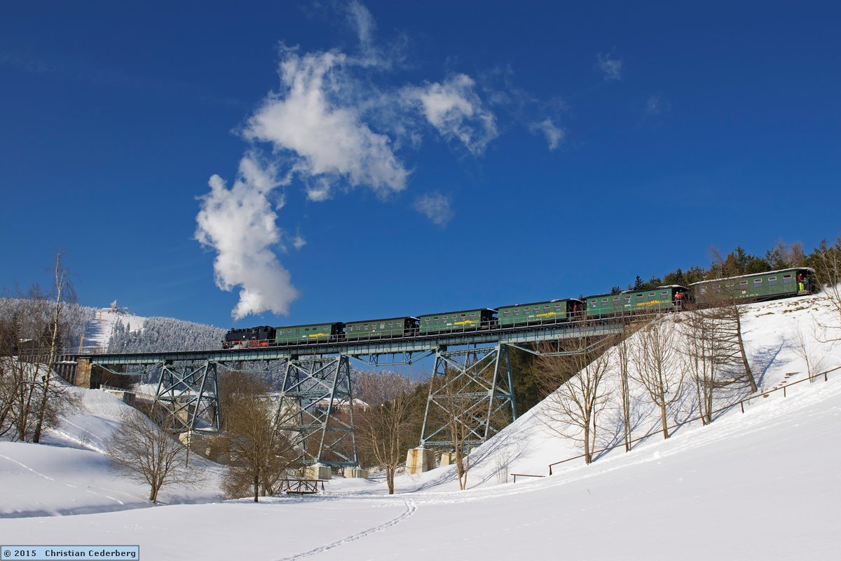 2015-02-06 12.36 99 1785 on the big viaduct in Oberwiesenthal.jpg