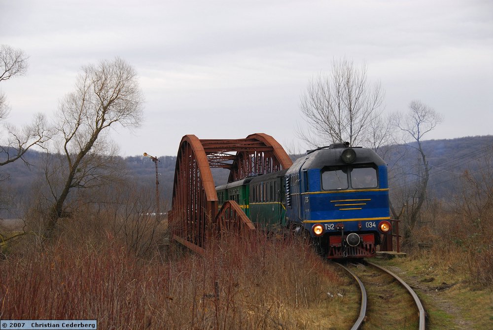 2007-02-24 (03) Beregovo narrow gauge.jpg